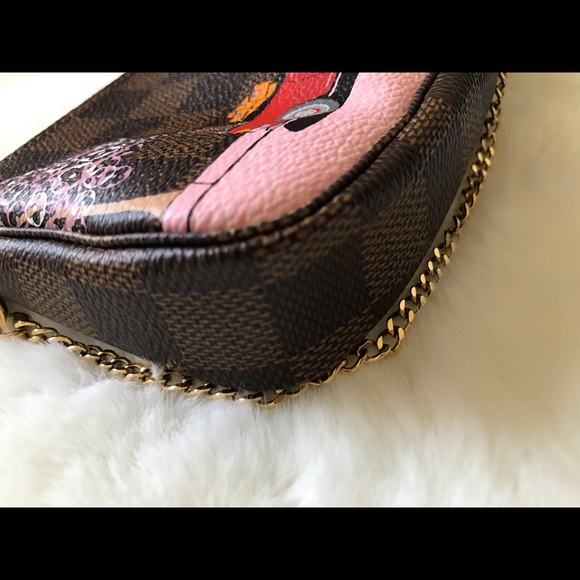 ❌SOLD❌Louis Vuitton Mini Pochette - Picture 8 of 10